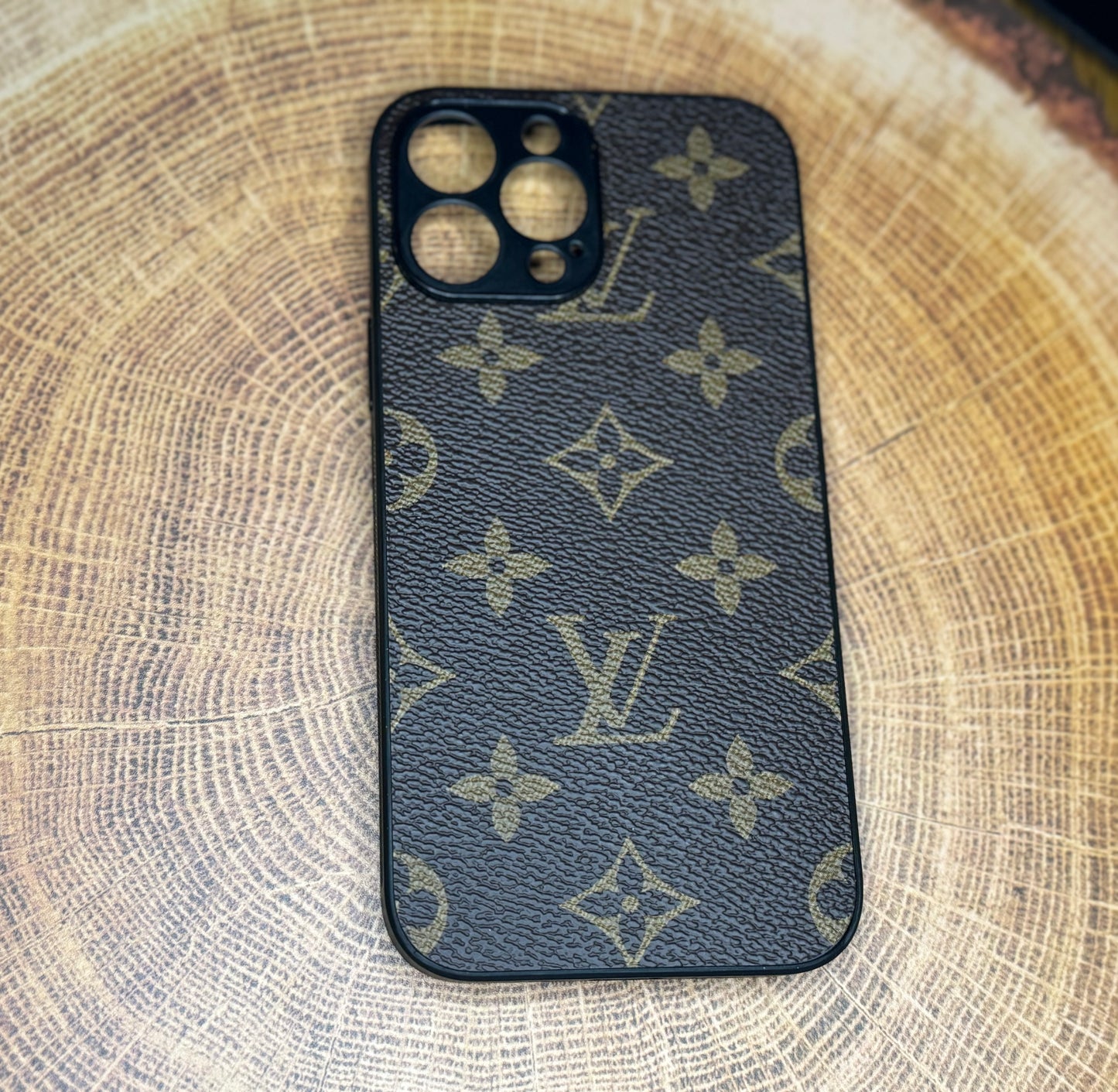 Luxury iPhone 14 Pro Max phone case   6.7”