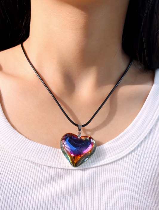 Titanic Multicolor Heart  Necklace      (  choice   )