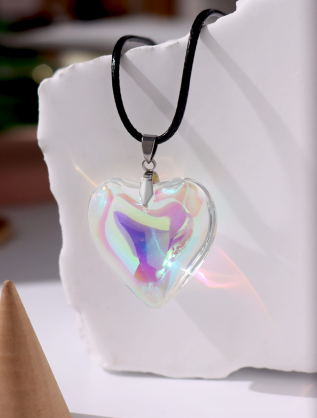 Titanic Multicolor Heart  Necklace      (  choice   )