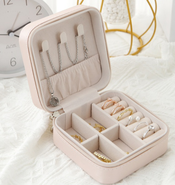 White Portable  Jewelry   Box   (  For that special gift  )