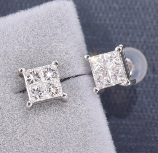 AAAA+  Princess Cut  Cubic Zirconia  on Silver Post Back Earrings    ♥️  Mermaid Tracy Favorite  ♥️     HUGE SAVINGS