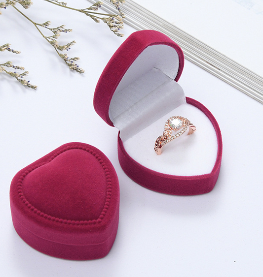 Heart Shaped Earring Ring Gift Box   (  Pre Order   )